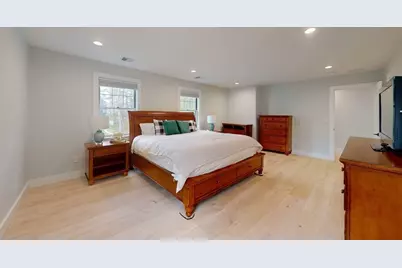 4 Lincoln Ct, Medfield, MA 02052 - Photo 21