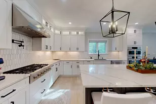 4 Lincoln Ct, Medfield, MA 02052 - Photo 5