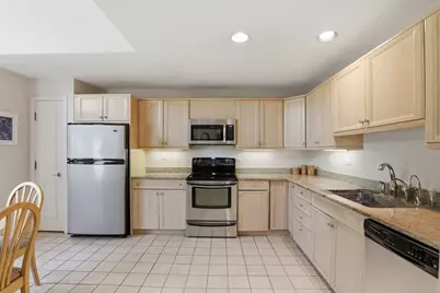 7 Wainwright Road #47, Winchester, MA 01890 - Photo 5