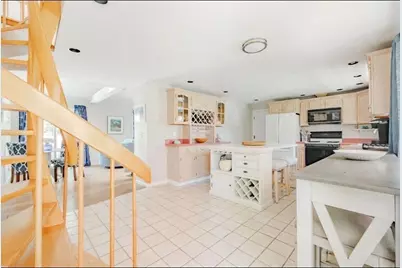 37 Old Salem Way, Barnstable, MA 02655 - Photo 3