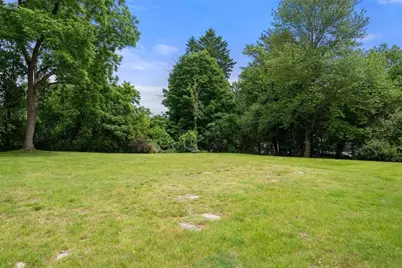 11 Foxhill Rd, Framingham, MA 01701 - Photo 37