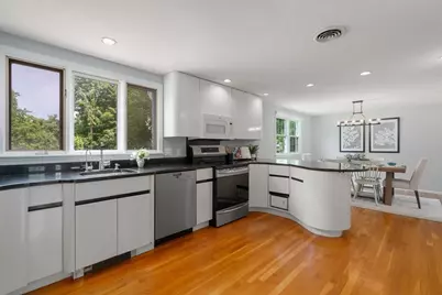 11 Foxhill Rd, Framingham, MA 01701 - Photo 7