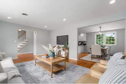 11 Foxhill Rd, Framingham, MA 01701 - Photo 5