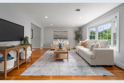 11 Foxhill Rd, Framingham, MA 01701 - Photo 3
