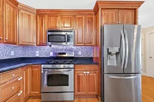 32 Common St, Waltham, MA 02451 - Photo 7