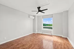 60 Babcock St, Brookline, MA 02446 - Photo 25