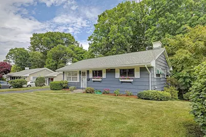 54 Portland St, Holyoke, MA 01040 - Photo 3