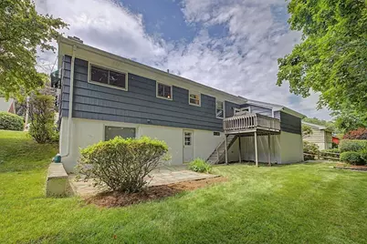 54 Portland St, Holyoke, MA 01040 - Photo 23