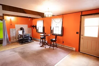 84 Hemlock Dr, Fitchburg, MA 01420 - Photo 3