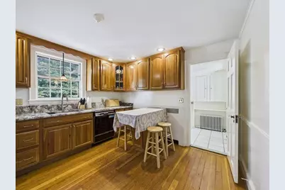 390 Marsh St, Belmont, MA 02478 - Photo 11