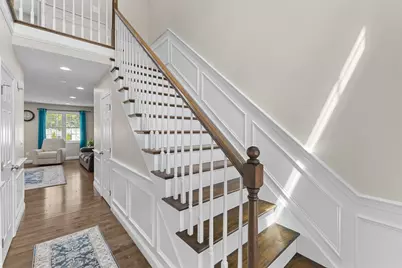 6 Childs St, Shrewsbury, MA 01545 - Photo 5