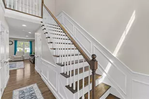 6 Childs St, Shrewsbury, MA 01545 - Photo 5