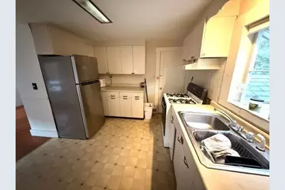 34 Lenox St, Fitchburg, MA 01420 - Photo 9