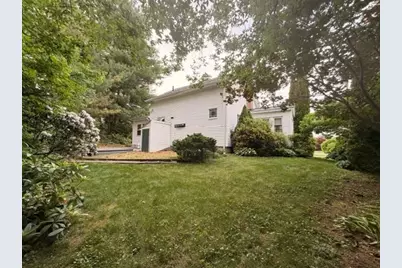 34 Lenox St, Fitchburg, MA 01420 - Photo 3
