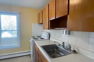 84 Franklin St, Stoneham, MA 02180 - Photo 9