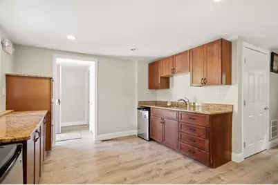 75 Essex St, Andover, MA 01810 - Photo 11