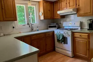 142 Copperwood Dr, Stoughton, MA 02072 - Photo 7