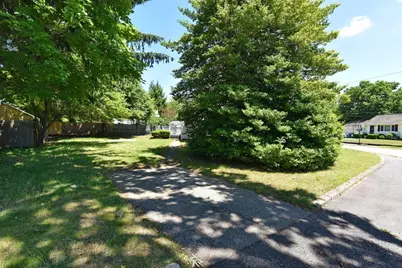123 Richland Road, Norwood, MA 02062 - Photo 9
