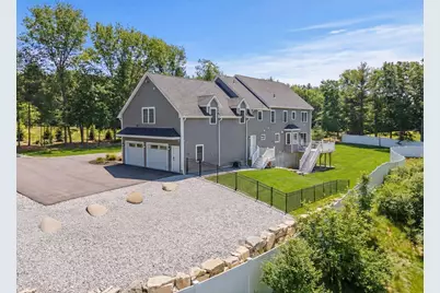 24 Townsend Rd, Shirley, MA 01464 - Photo 5