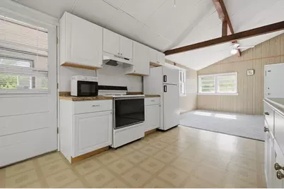 272 Glen Charlie Rd, Wareham, MA 02538 - Photo 15