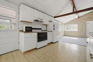 272 Glen Charlie Rd, Wareham, MA 02538 - Photo 15