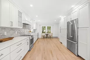 9 Brookside Pl, Winchester, MA 01890 - Photo 11