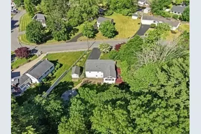 115 Arrowhead Dr, Bridgewater, MA 02324 - Photo 5