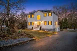 15 Stonewall Ave, Dartmouth, MA 02747 - Photo 1