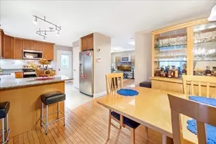 15 Stonewall Ave, Dartmouth, MA 02747 - Photo 17