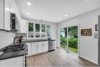 62 Field Street, West Springfield, MA 01119 - Photo 9