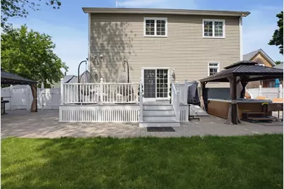 10 Mayhew Slip, Milford, MA 01757 - Photo 35
