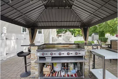 10 Mayhew Slip, Milford, MA 01757 - Photo 37