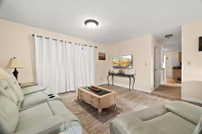 10 Bayberry Ln, Mattapoisett, MA 02739 - Photo 3