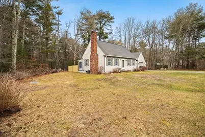 10 Bayberry Ln, Mattapoisett, MA 02739 - Photo 25