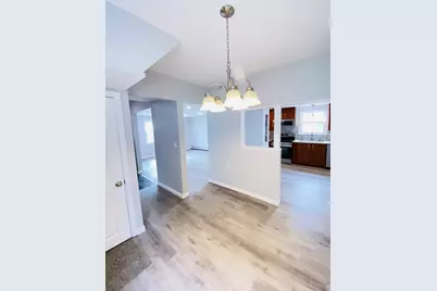 22 Front Street, Clinton, MA 01510 - Photo 13