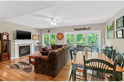 121 Revere St #M, Canton, MA 02021 - Photo 5