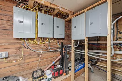 166 Mechanic St, Southbridge, MA 01550 - Photo 23