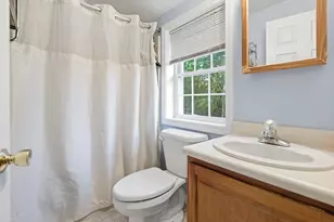 37 Moreland Green Dr, Worcester, MA 01609 - Photo 21