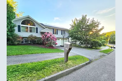 37 Moreland Green Dr, Worcester, MA 01609 - Photo 1
