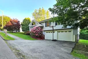 37 Moreland Green Dr, Worcester, MA 01609 - Photo 41