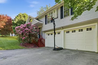 37 Moreland Green Dr, Worcester, MA 01609 - Photo 7