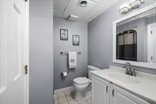 35 Eastern Point Dr, Shrewsbury, MA 01545 - Photo 31