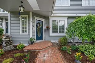 35 Eastern Point Dr, Shrewsbury, MA 01545 - Photo 1