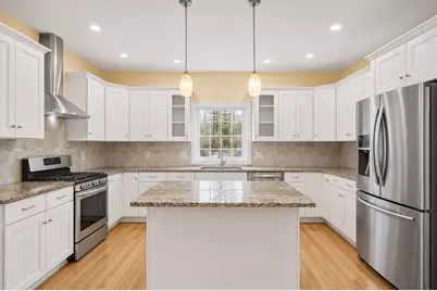 250 Willow St., Mansfield, MA 02048 - Photo 3