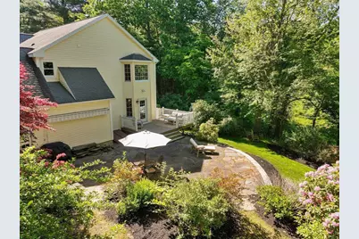 18 Wood Street, Southborough, MA 01772 - Photo 3
