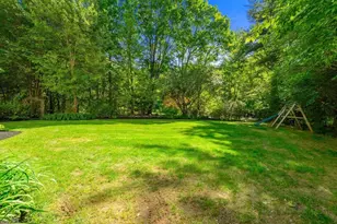18 Wood St, Southborough, MA 01772 - Photo 37