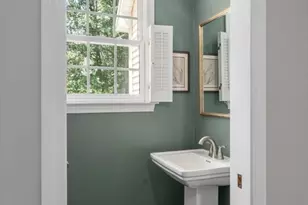 18 Wood St, Southborough, MA 01772 - Photo 17