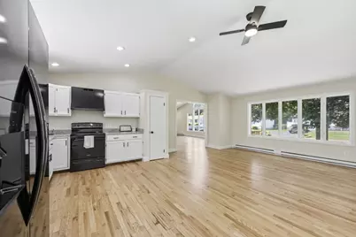 5 Kurtz St, Chicopee, MA 01013 - Photo 23