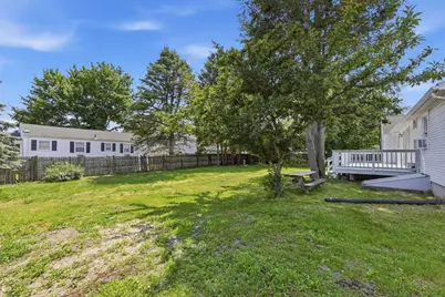 5 Kurtz St, Chicopee, MA 01013 - Photo 39