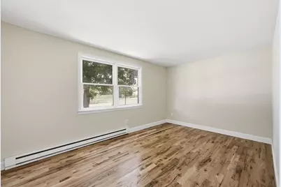 5 Kurtz St, Chicopee, MA 01013 - Photo 27
